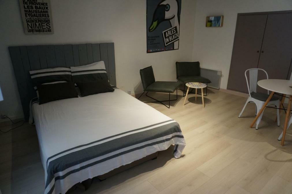 Studio Typique Et Cosy Climatise. Арль Экстерьер фото